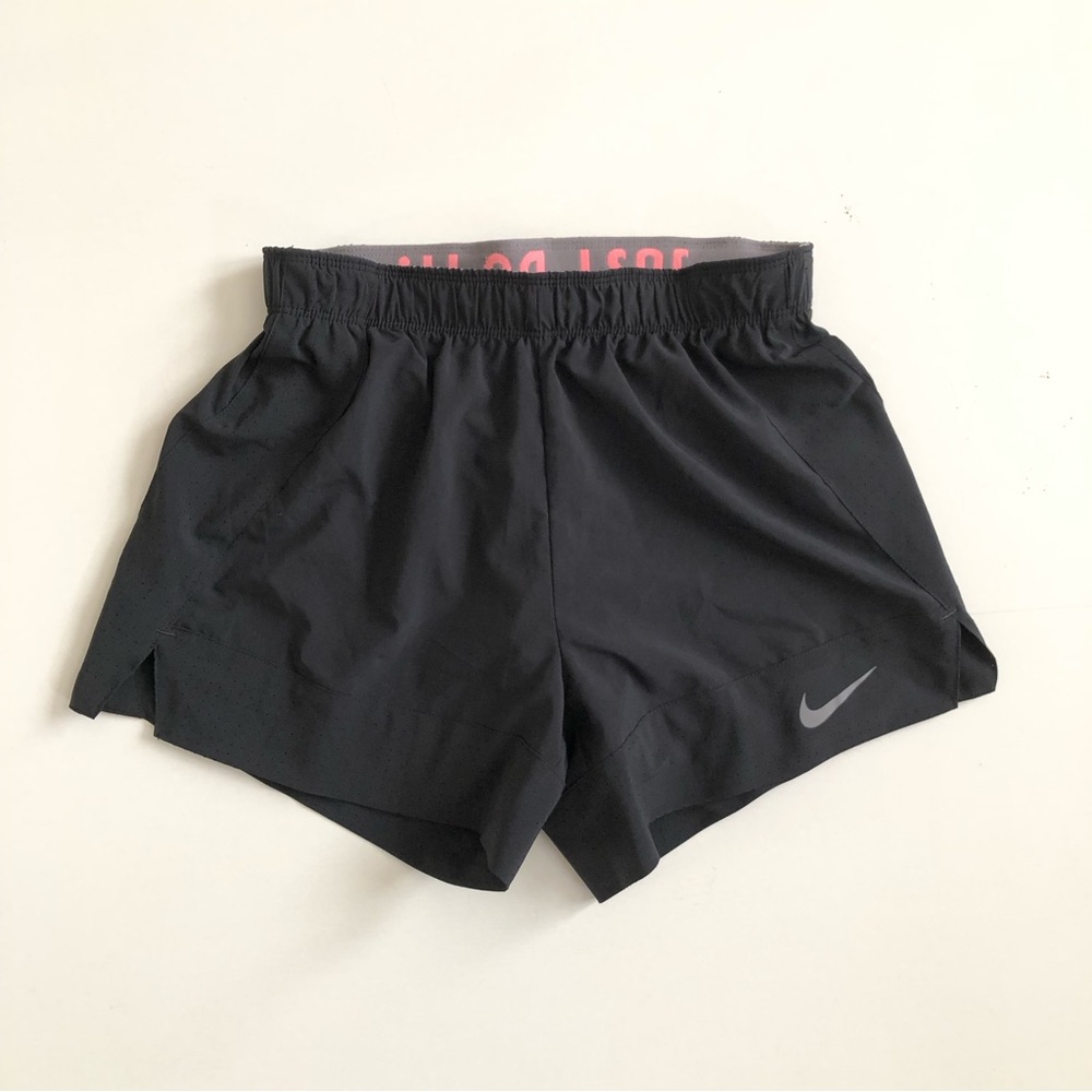 NIKE Womens Black Running Shorts Size XS